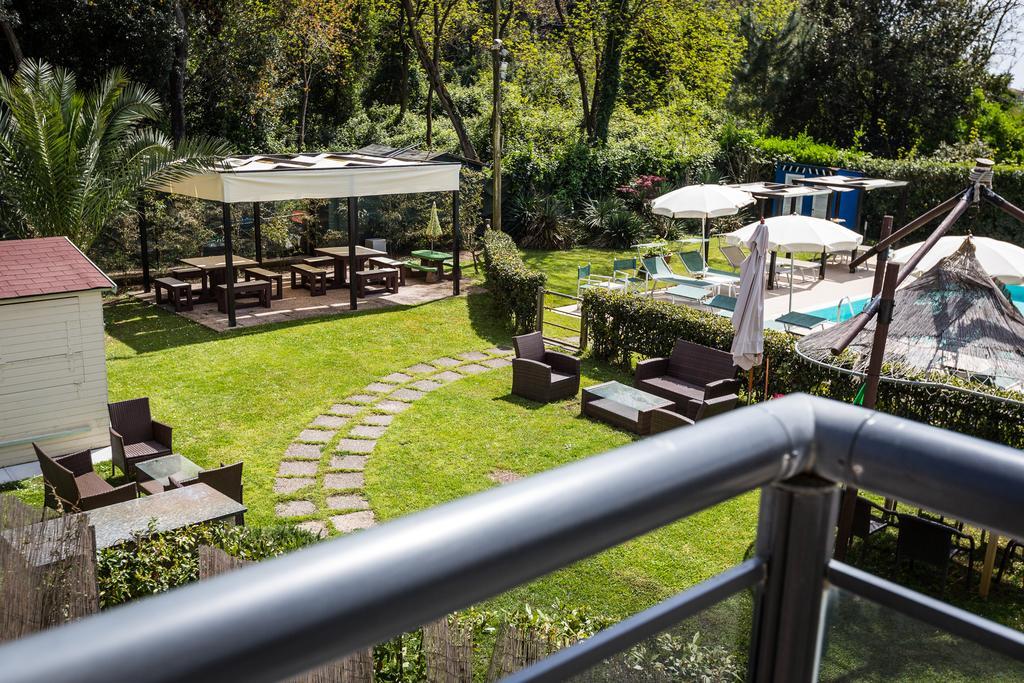 Hotel King Marina di Pietrasanta Exterior foto
