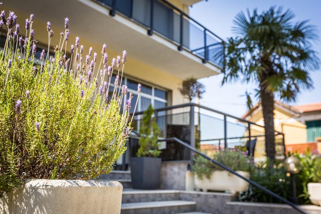Hotel King Marina di Pietrasanta Exterior foto