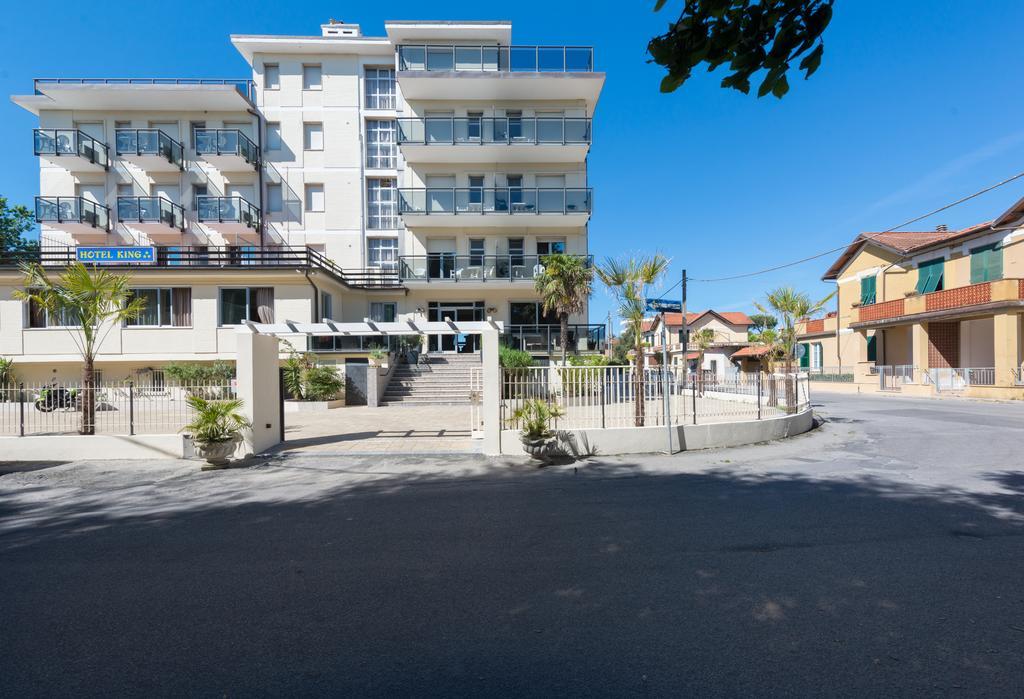 Hotel King Marina di Pietrasanta Exterior foto